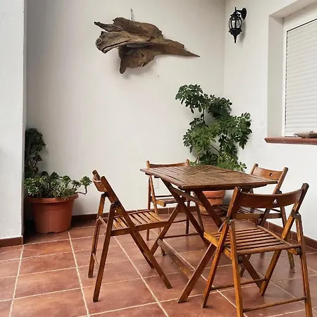 El Balcon De Bed & Breakfast