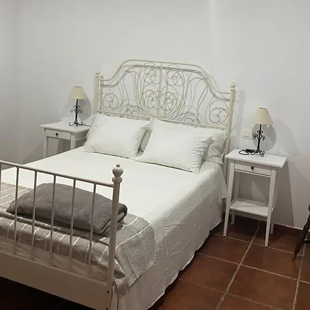 El Balcon De Bed & Breakfast Alange